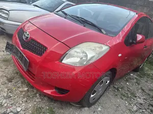 Toyota Yaris 2009 Red