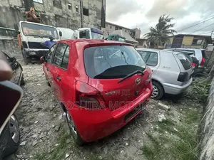 Toyota Yaris 2009 Red