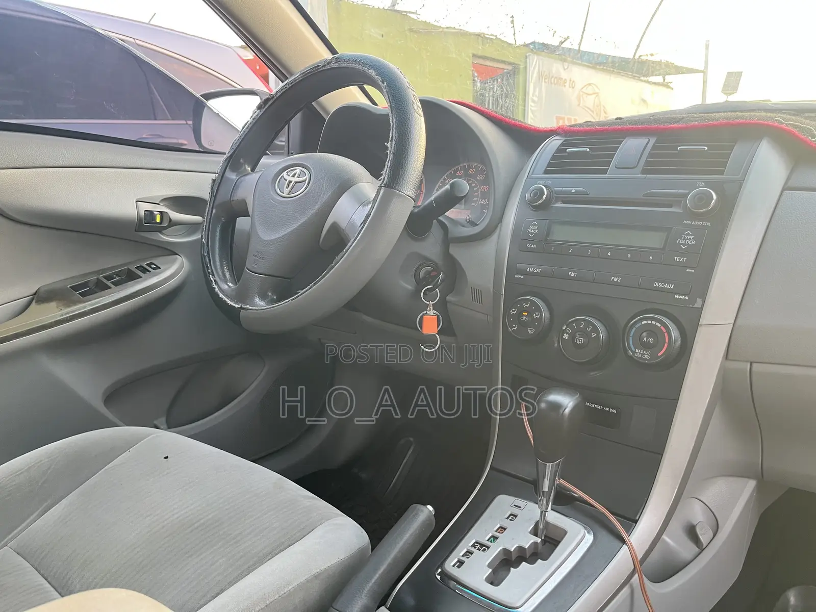 Toyota Corolla 2010 Gray