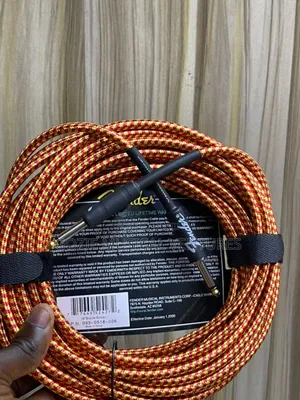 Fender 10mete Premium Instrument Cable Jack to Jack for Guitar Piano