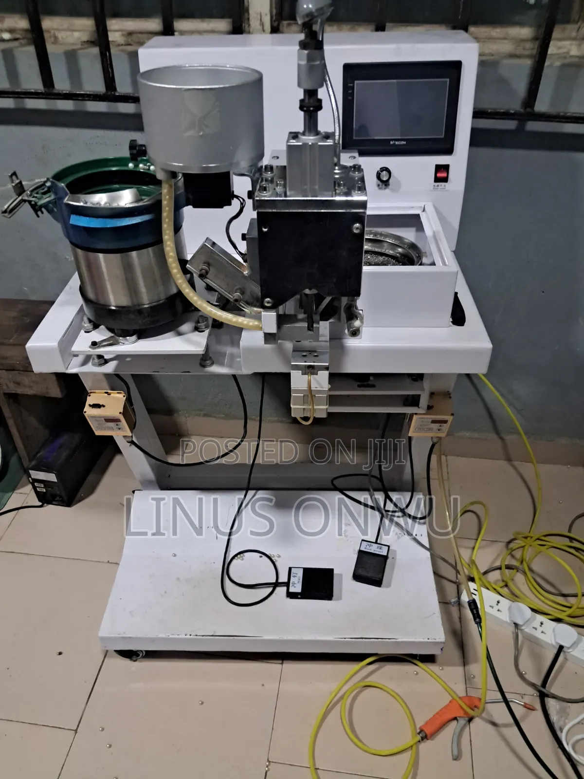 Automatic Bead and Peal Fixung Machine