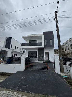 4bdrm Duplex in Sangotedo for sale