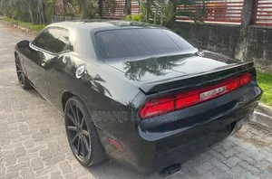 Dodge Challenger 2014 Black