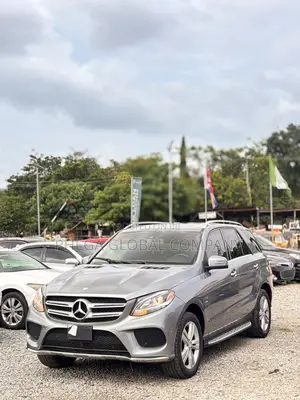 Mercedes-Benz M Class ML350 4MATIC 4dr SUV AWD (3.5L 6cyl 7A) 2014 Gray