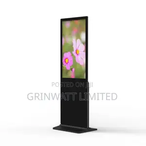 Hivieiw Digital Signage 65”