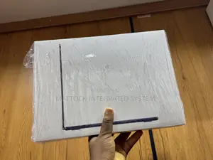 New Laptop Apple MacBook Air 2026 M5 16GB Apple M5 SSD 512GB
