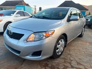 Toyota Corolla 1.8 Advanced 2009 Silver