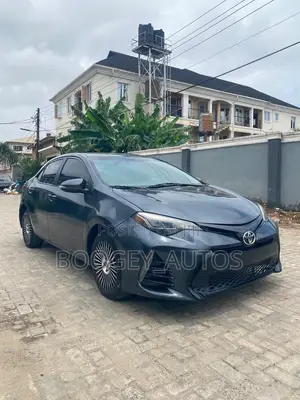 Toyota Corolla 2017 Gray