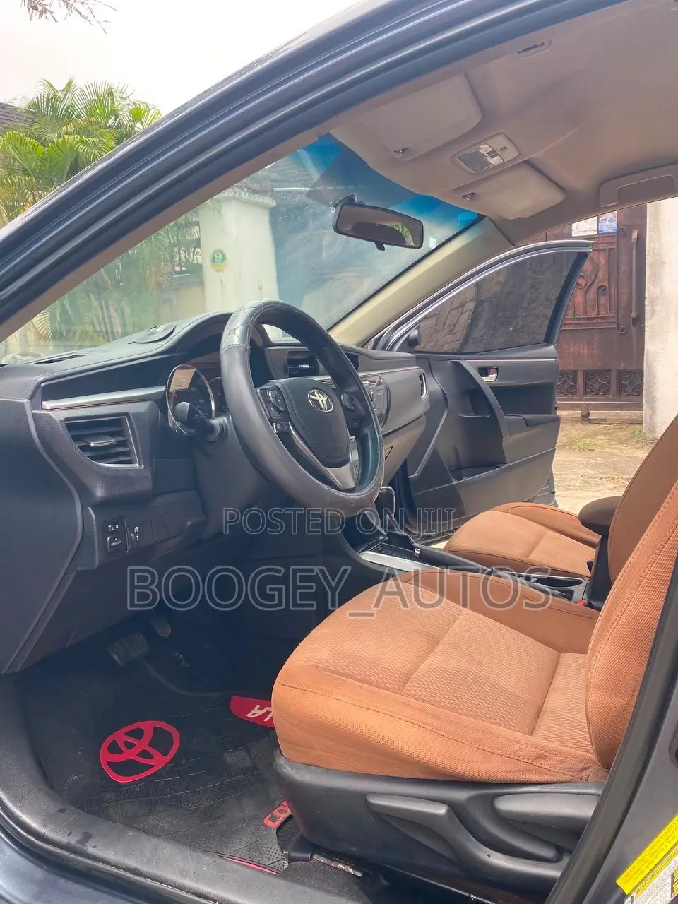 Toyota Corolla 2017 Gray