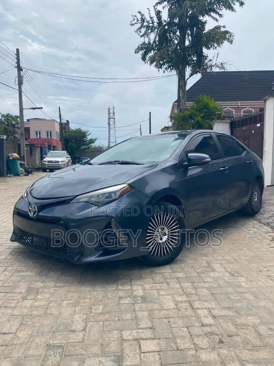Toyota Corolla 2017 Gray