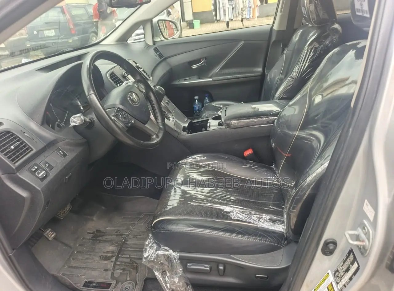 Toyota Venza 2013 Silver