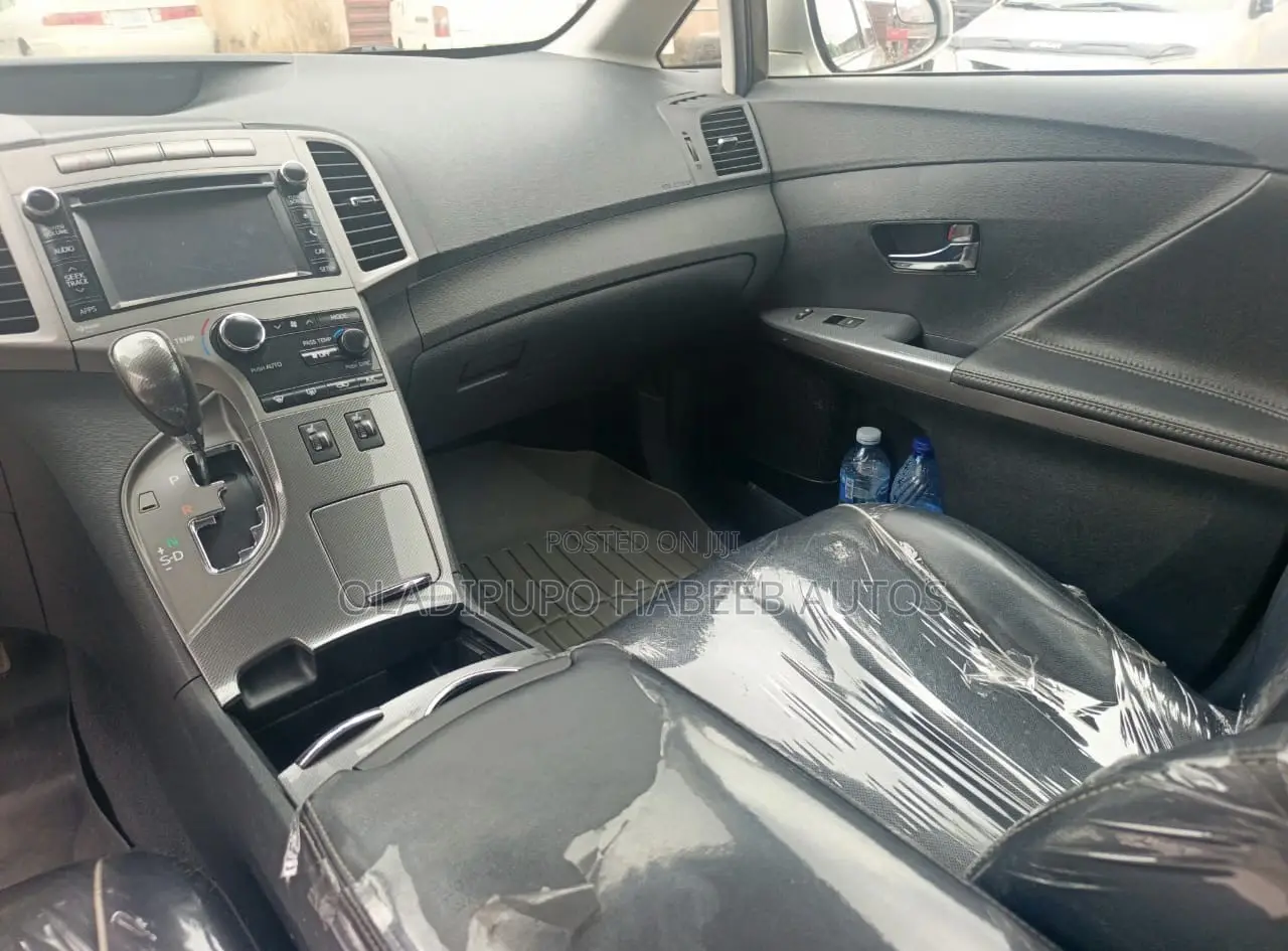 Toyota Venza 2013 Silver