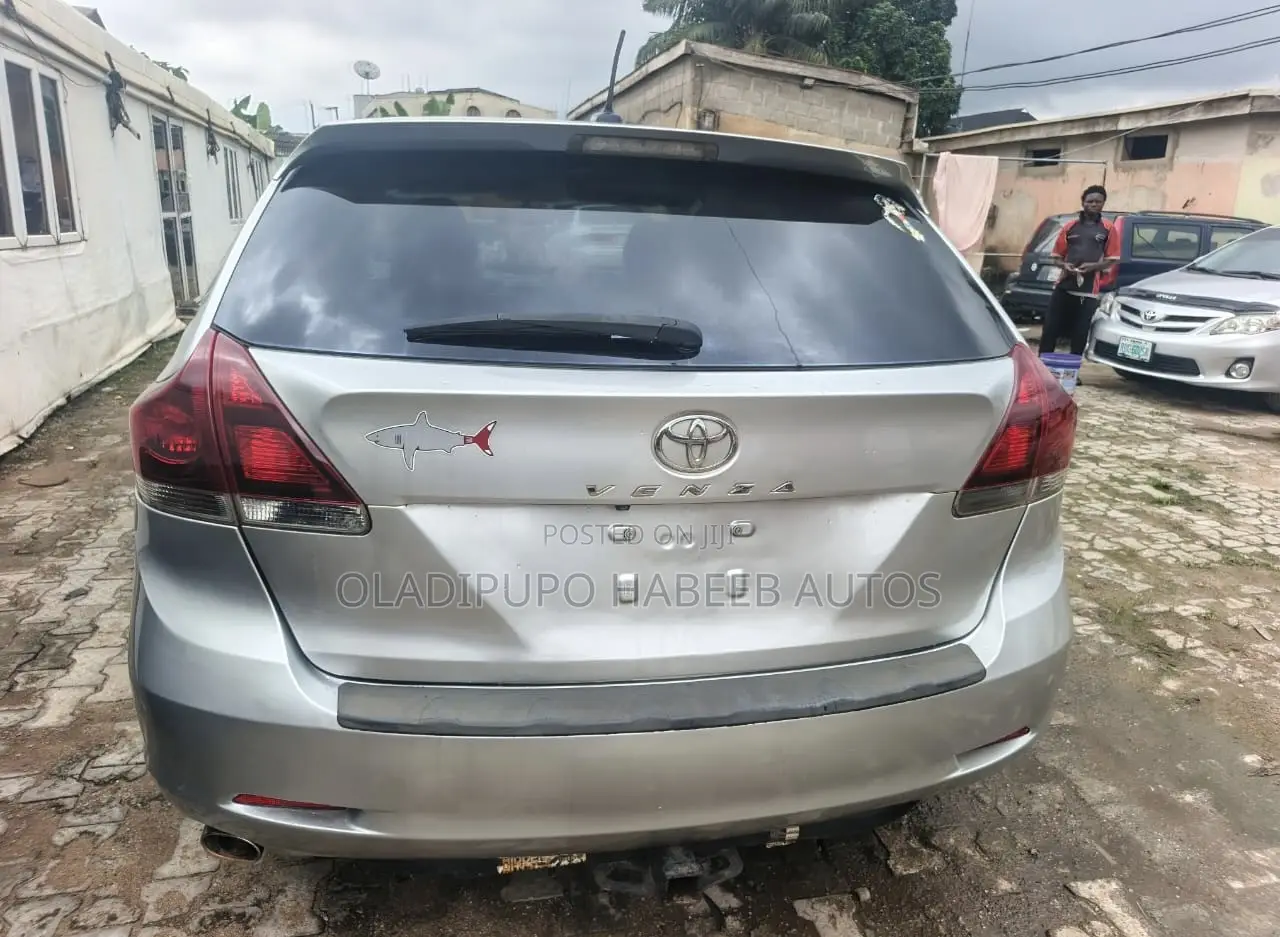 Toyota Venza 2013 Silver