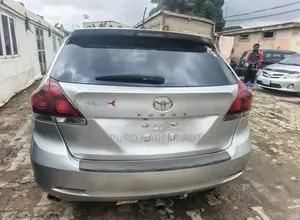 Toyota Venza 2013 Silver