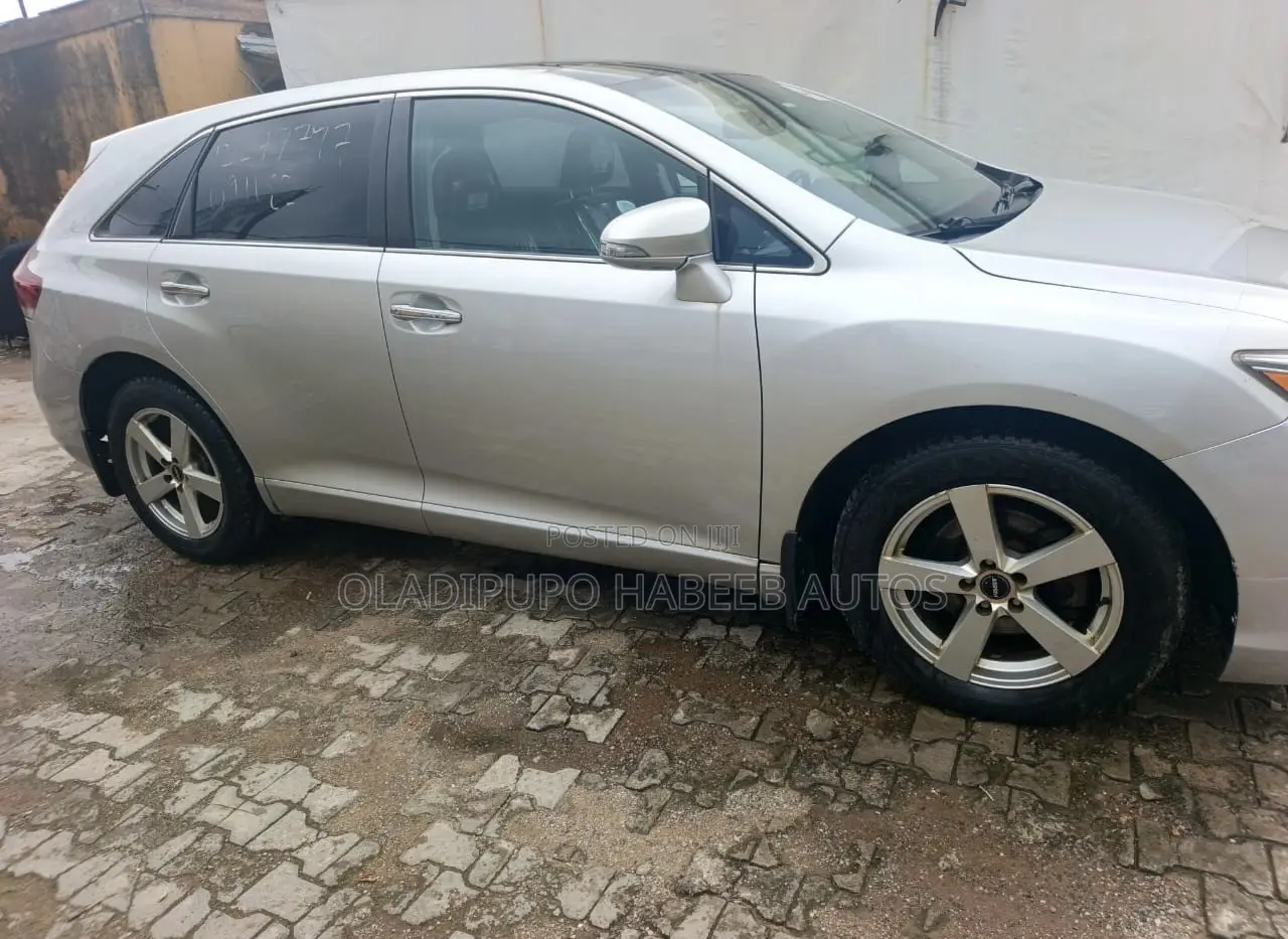 Toyota Venza 2013 Silver