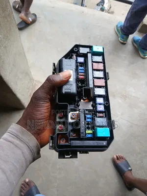 Engine Fuse Box Honda Crosstour 2010-2013