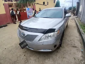 Toyota Camry LE 4dr Sedan (2.4L 4cyl 5A) 2009 Silver