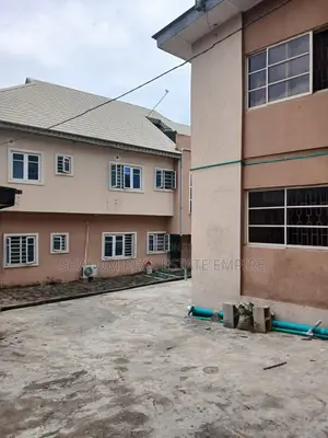 3bdrm Apartment in Olowoora, Kosofe / Kosofe for rent