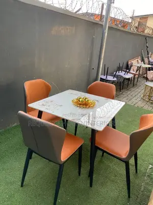 Modern 4 Seater Dining Set
