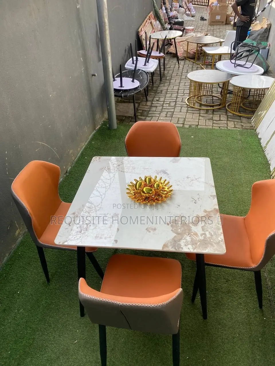 Modern 4 Seater Dining Set
