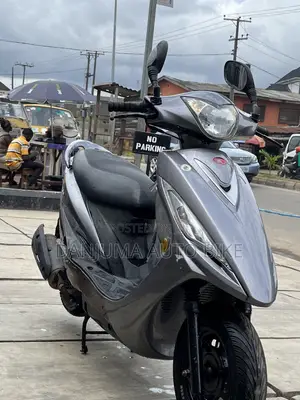 Kymco Agility 2012 Silver