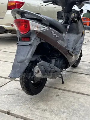 Kymco Agility 2012 Silver