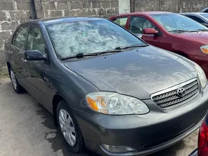 Toyota Corolla LE 2006 White