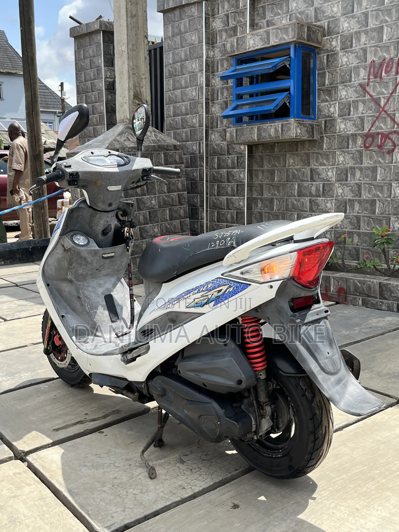 Kymco Agility 2011 White