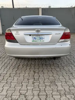 Toyota Camry LE 4dr Sedan (2.4L 4cyl 5A) 2006 Silver