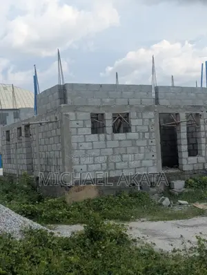 4bdrm Duplex in Life Camp for sale