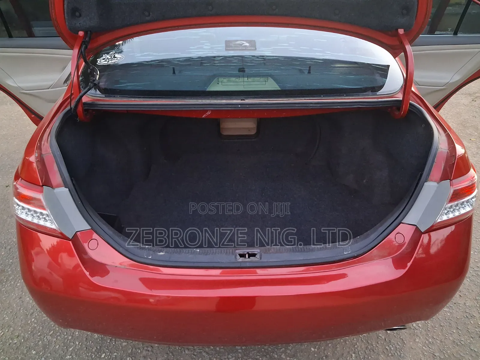 Toyota Camry 2011 Red