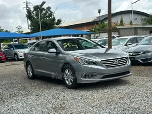 Hyundai Sonata SE 4dr Sedan (2.4L 4cyl 6A) 2015 Silver
