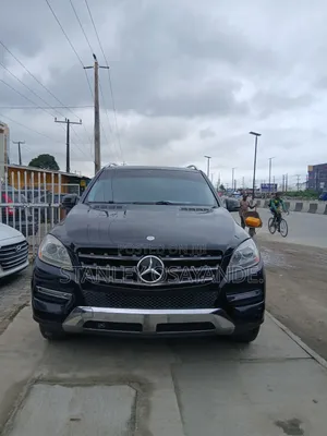 Mercedes-Benz M Class ML350 4MATIC 4dr SUV AWD (3.5L 6cyl 7A) 2015