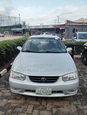 Toyota Corolla Sedan 2001 Silver