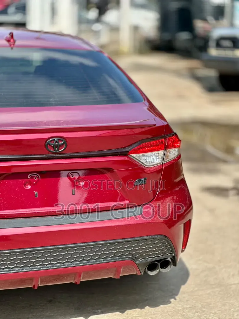 Toyota Corolla 2022 Red