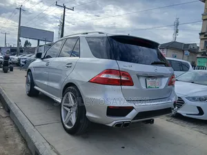 Mercedes-Benz M Class ML 63 AMG 2012 Silver
