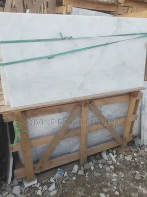 Carrera Aligned Marble