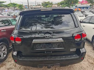 Toyota Sequoia Limited 4x4 2018 Black