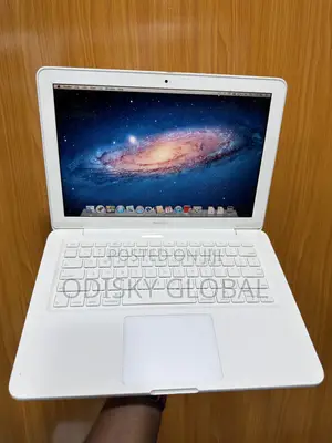 Laptop Apple MacBook Pro 2009 2GB Intel Core 2 Duo HDD 250GB