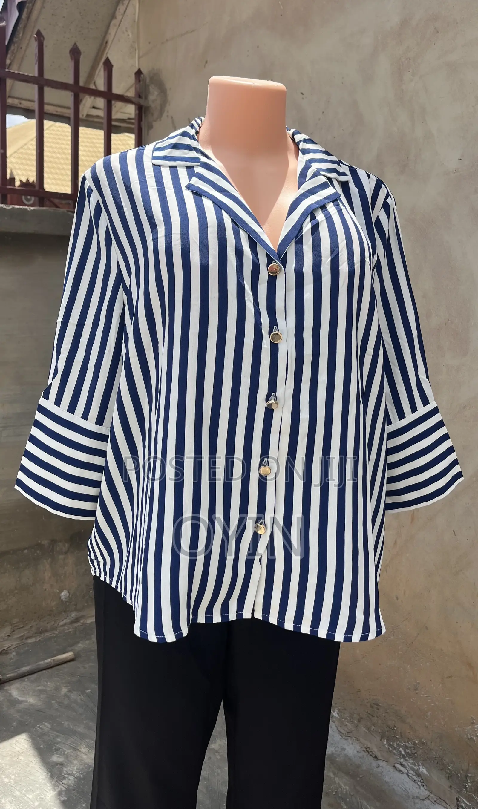 Cooperate Tops