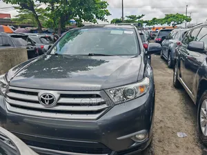 Toyota Highlander 2013 Gray