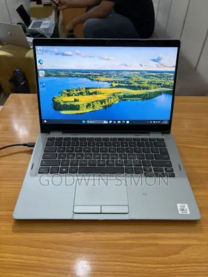 Laptop Dell Latitude 5310 2-in-1 16GB Intel Core i7 SSD 512GB