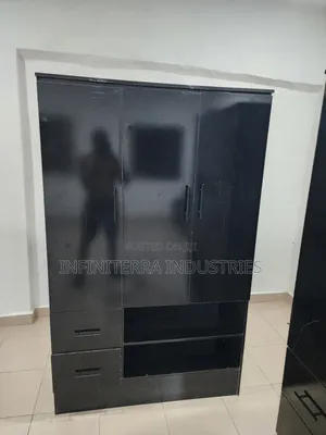 Glossy Wardrobe