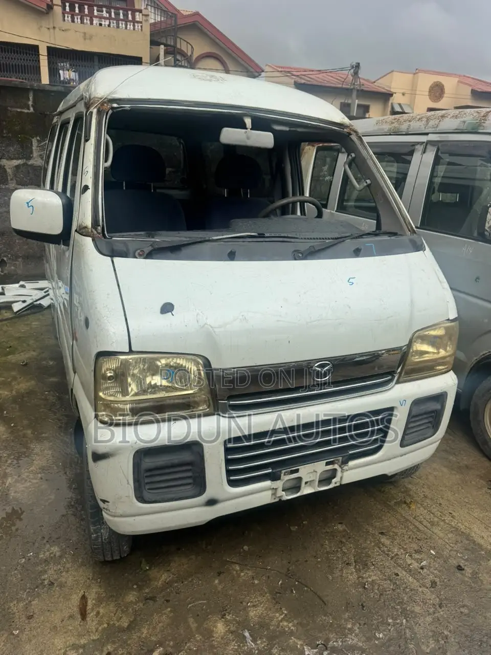 Suzuki Every 2005