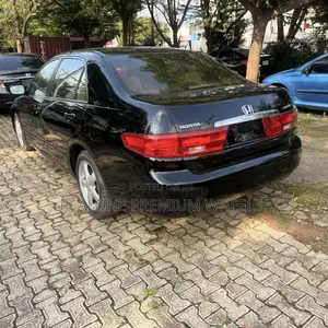 Honda Accord 2005 Black