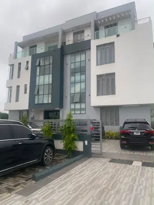 2bdrm Apartment in Osapa london for rent