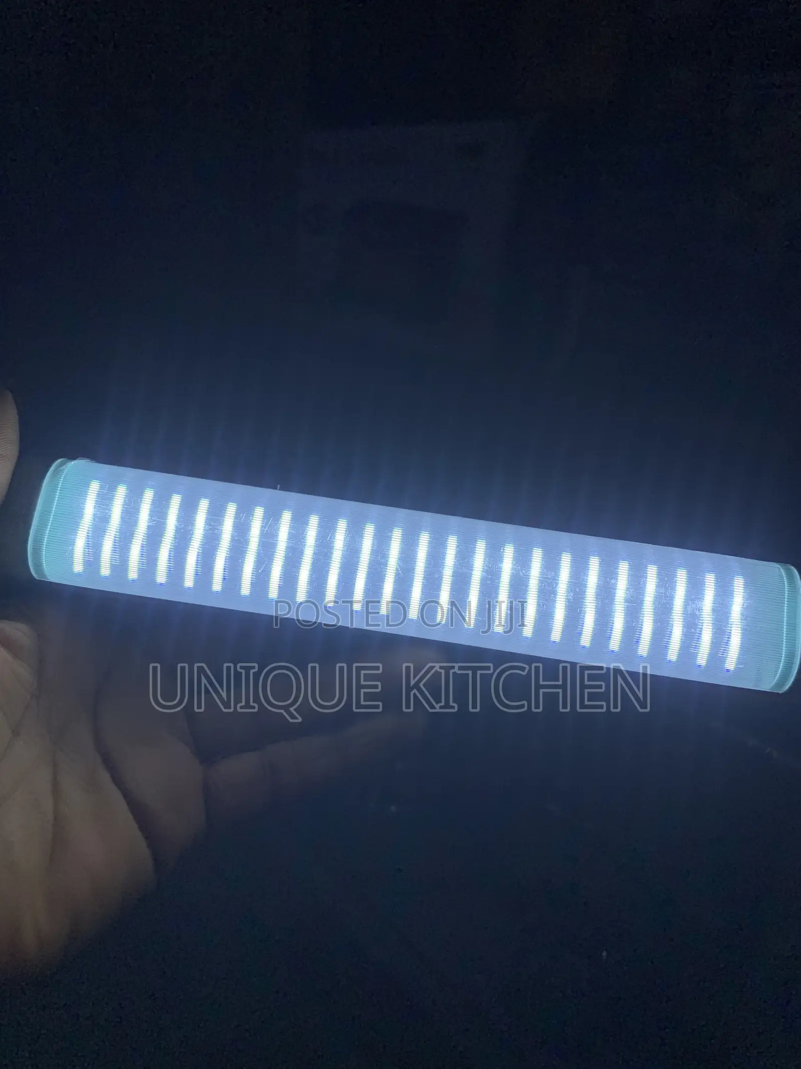 Akt 20w USB Emergency Tube