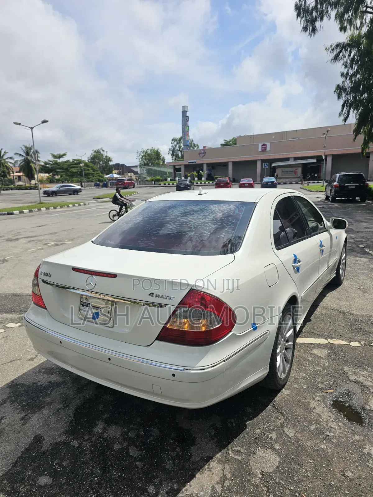 Mercedes-Benz E-Class 2008 White
