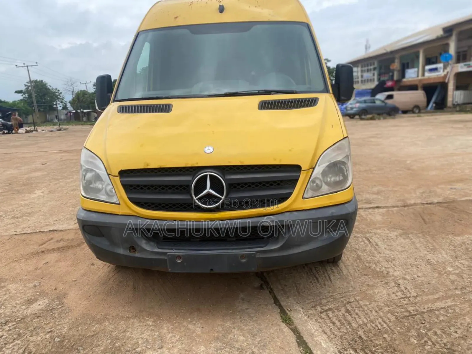 Mercedes-Benz Sprinter 2014 Yellow