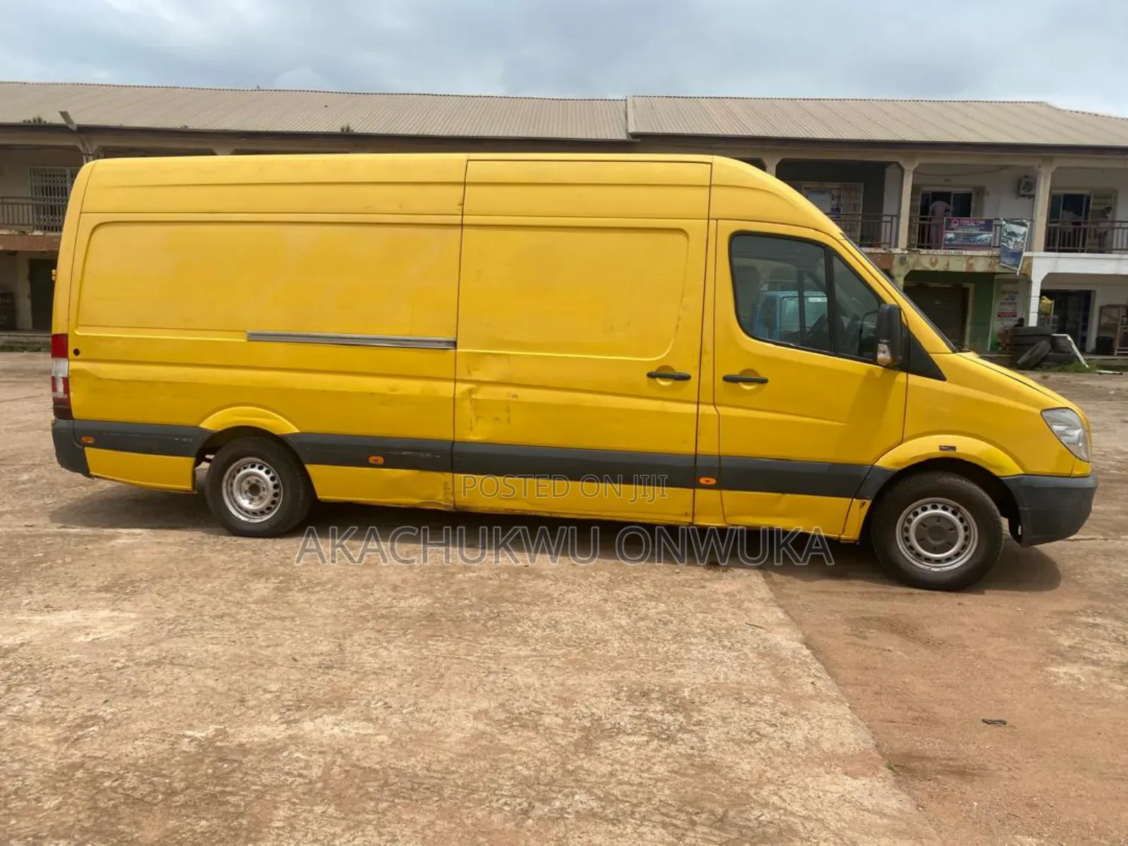 Mercedes-Benz Sprinter 2014 Yellow